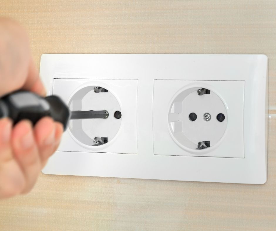 Öveçler Elektrik Priz Anahtar Montajı